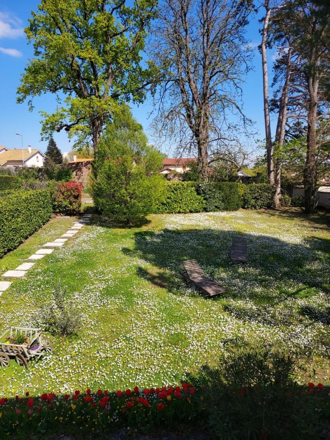 Chambre D'Hote Chez Florence Vourles Exterior photo